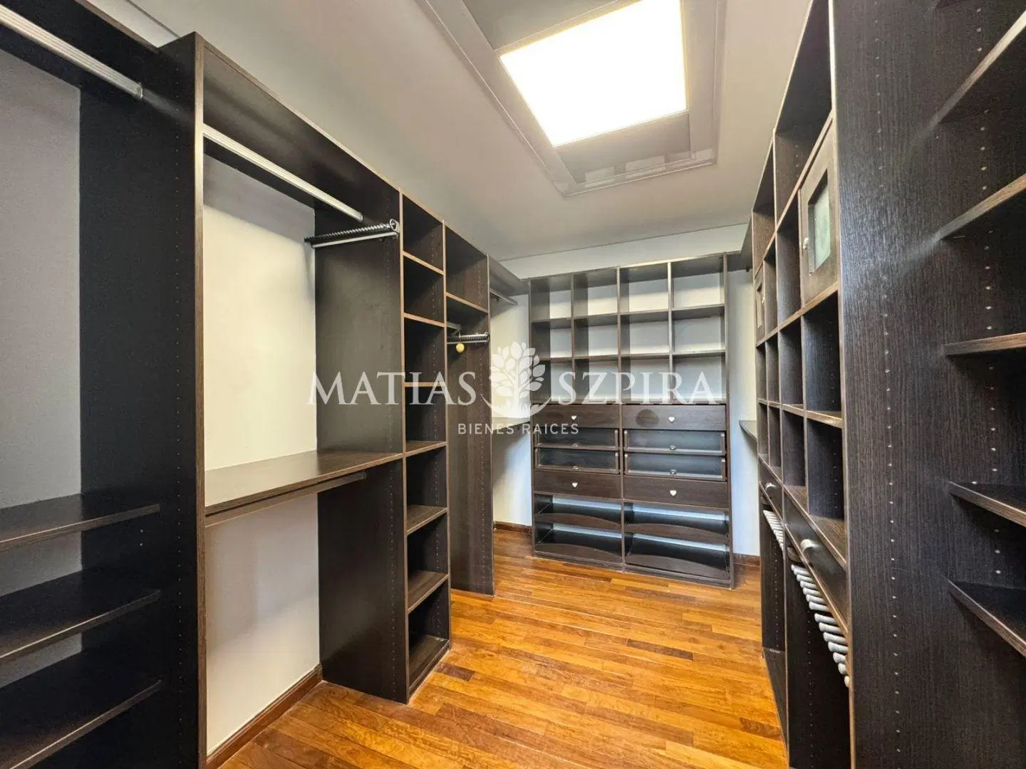 Casa en Venta en Los Puentes 2