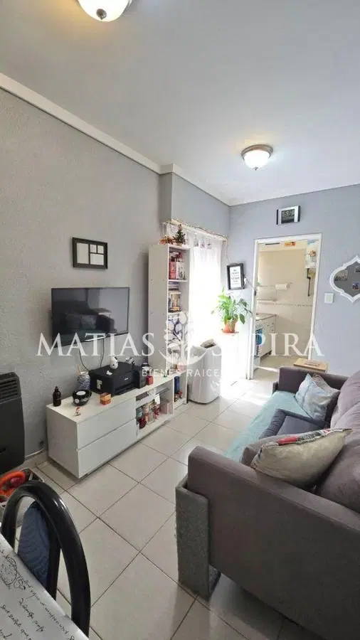 Departamento 2 ambientes en CASTELAR 1