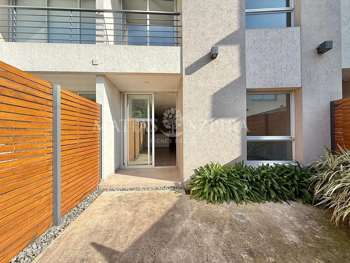 Venta de Departamento 2 AMBIENTES en Ituzaingó Norte 5