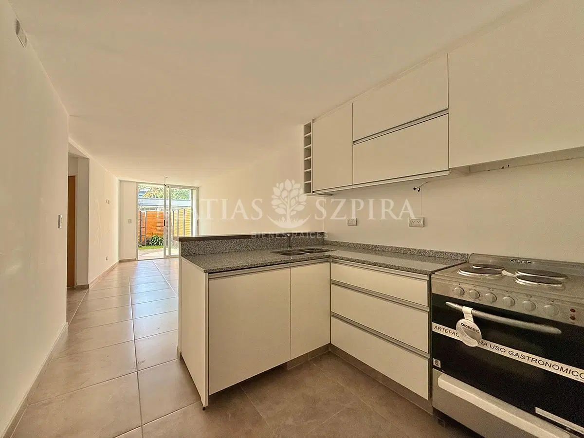 Venta de Departamento 2 AMBIENTES en Ituzaingó Norte 4