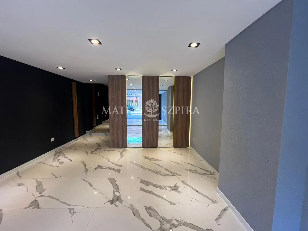 Monoambiente en venta con balcon en caseros 4
