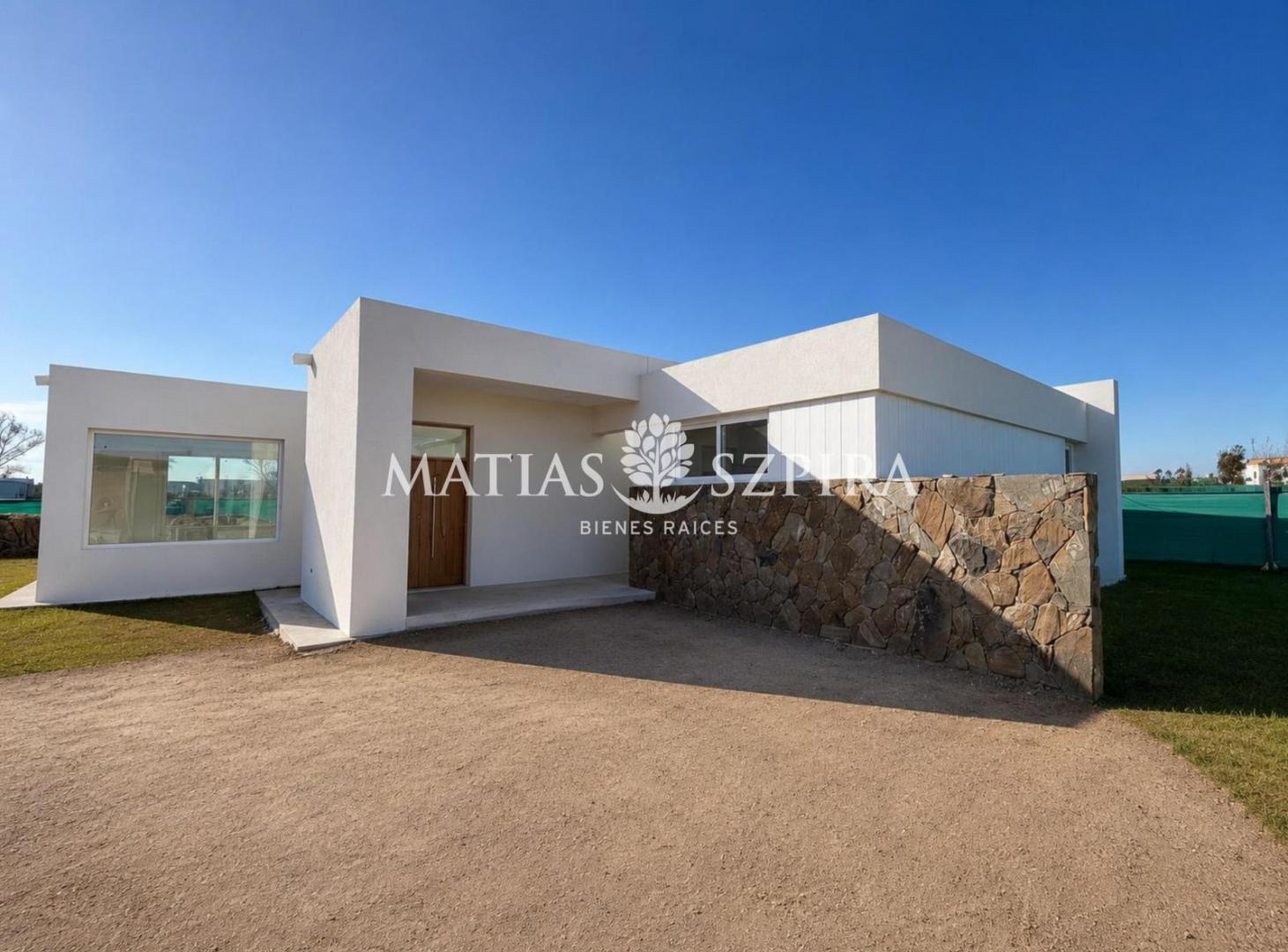 Foto de Casa en Prados del Oeste de cinco ambientes, imagen 3