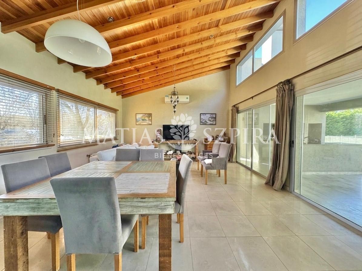 Foto de Casa en Venta en Los Puentes, Luján, imagen 1