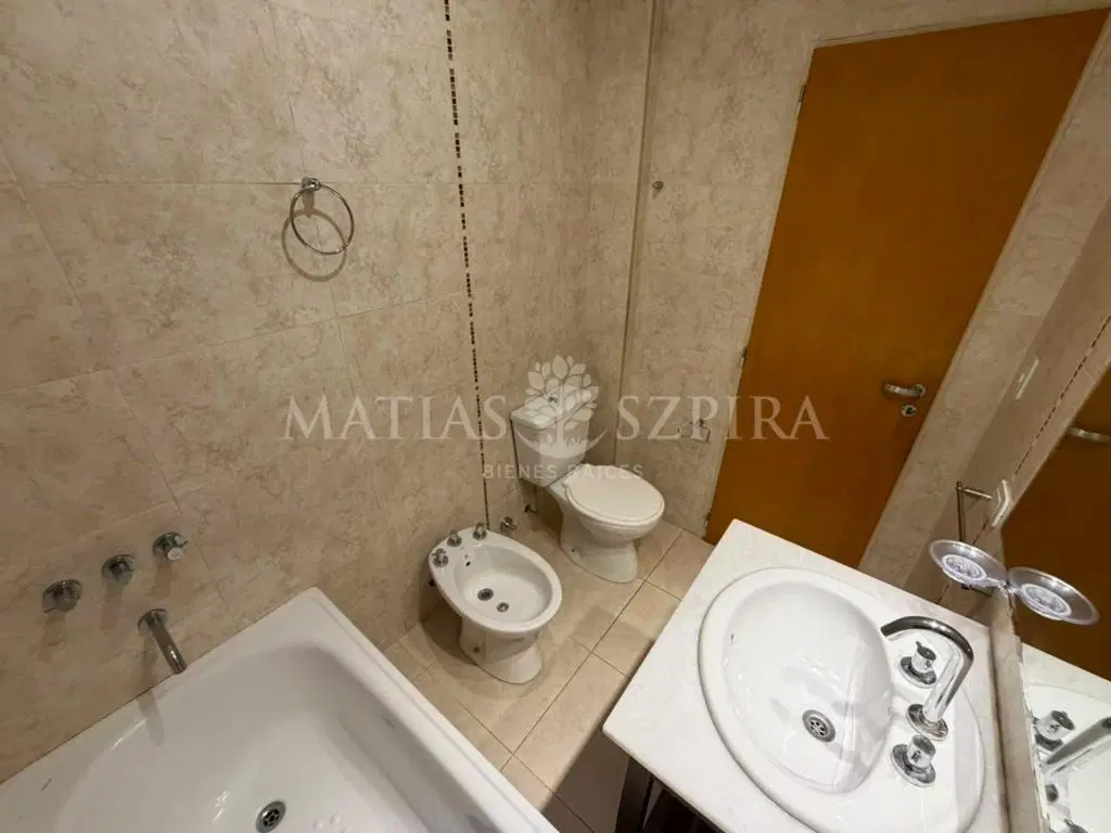 Departamento en Castelar 8