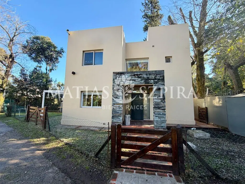 Casa en Villa Gobernador Udaondo 1