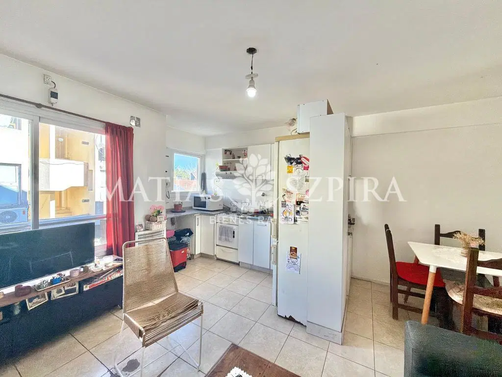 Venta Departamento 2 ambientes Morón 5