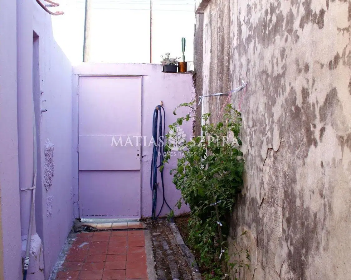 Casa 2 ambientes. | Juan A Maza 1347 3