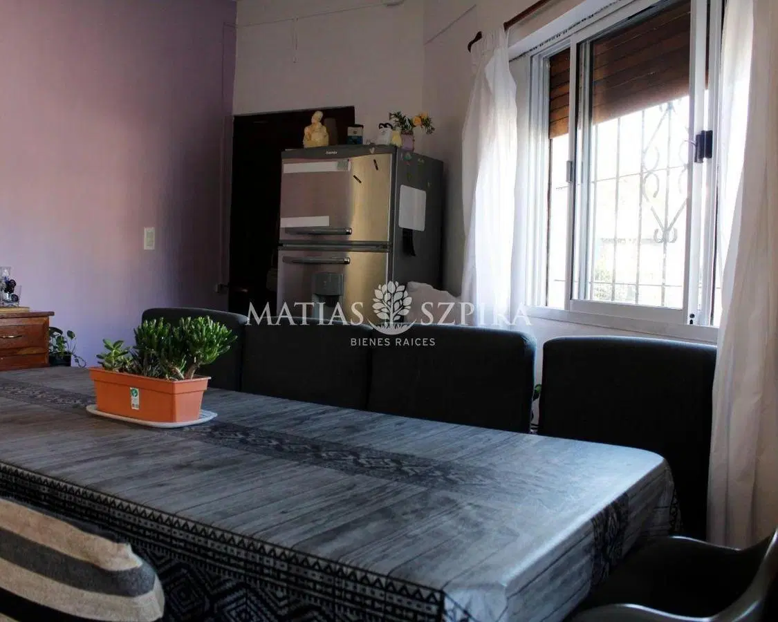 Casa 2 ambientes. | Juan A Maza 1347 2