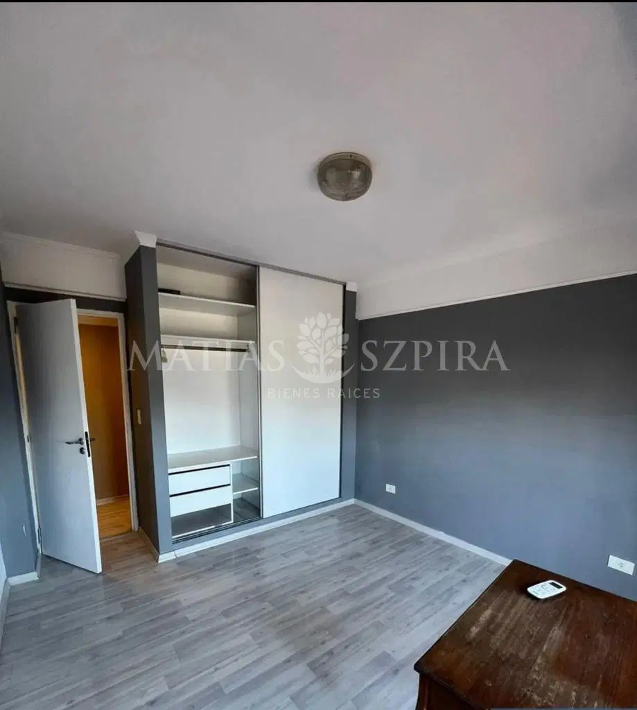 Departamento en alquiler  3 ambientes con cochera, moron sur 4