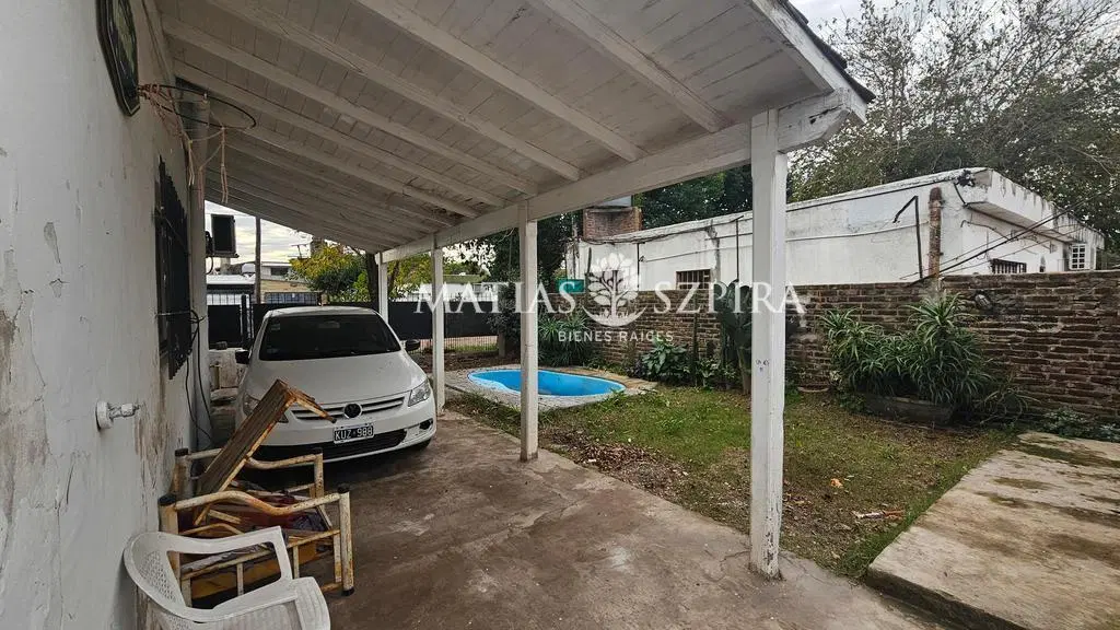 Casa en Ituzaingó 4 ambientes con pileta y parque 8