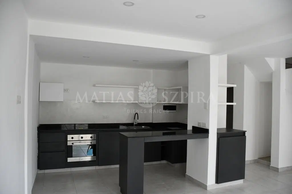 Triplex en Venta 3 ambientes Complejo Hadas en Ituzaingó 5
