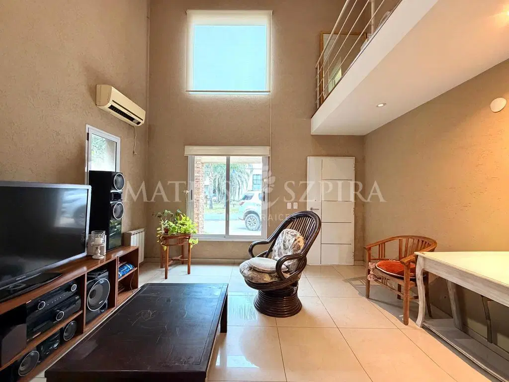 Venta de casa 4 ambientes en Haras Maria Victoria 1