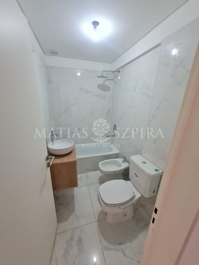 Foto de Departamento de 2 ambientes en venta en Ituzaingó Norte, imagen 2