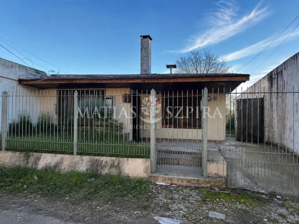 Venta Casa en Merlo 3 ambientes garage jardin 8