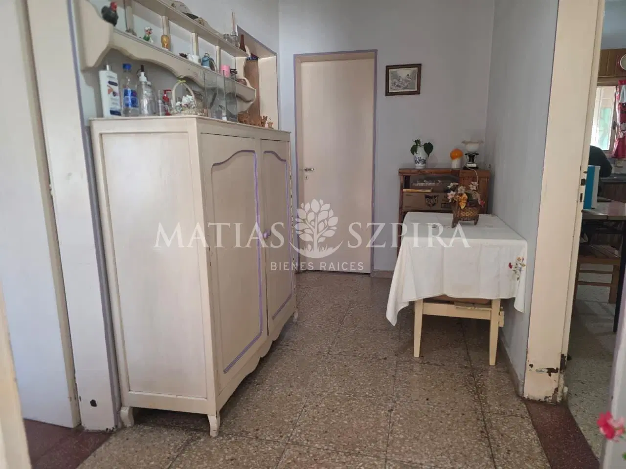 Casa en Ituzaingó con locales comerciales 5