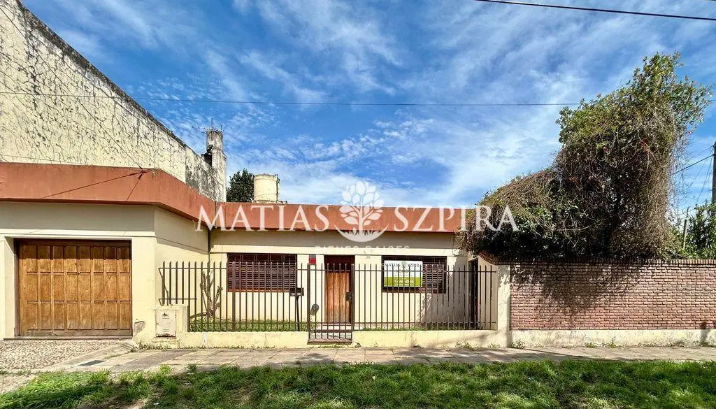 Venta de Casa 4 Ambientes en San Andres, General San Martín. 4