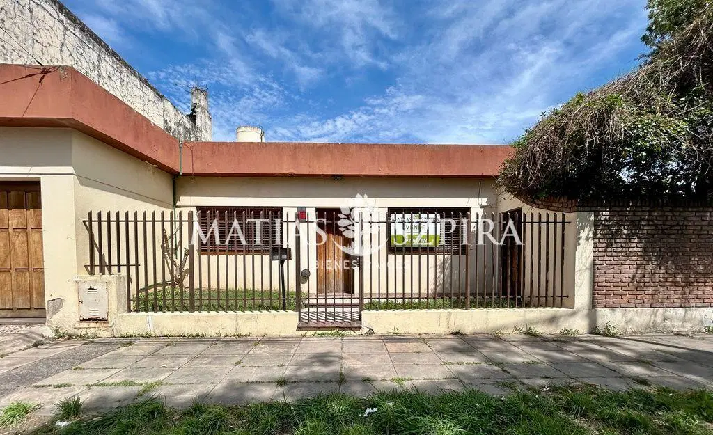Venta de Casa 4 Ambientes en San Andres, General San Martín. 5