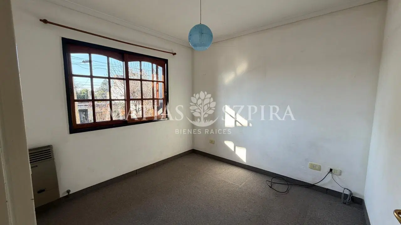 Casa 5 Ambientes en Castelar Norte 8