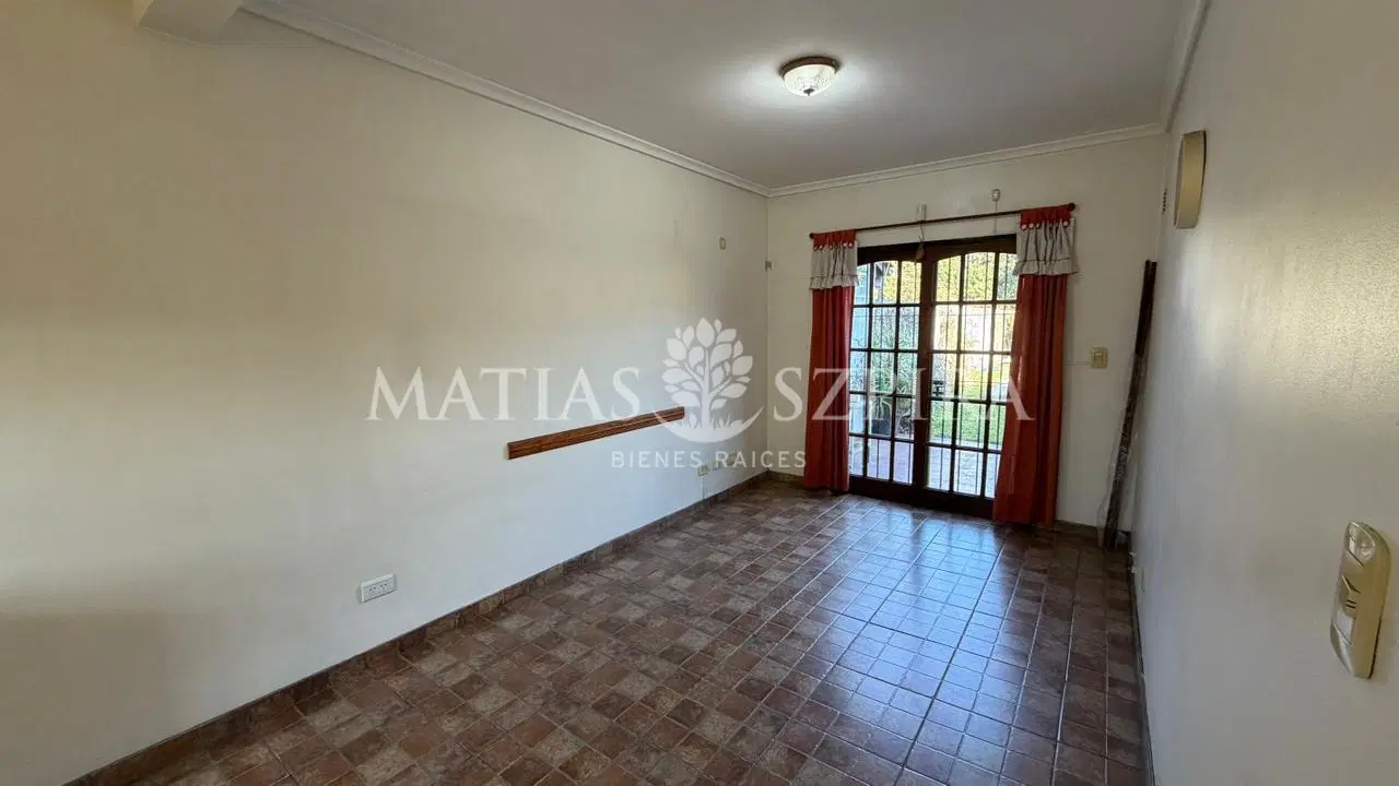 Casa 5 Ambientes en Castelar Norte 4