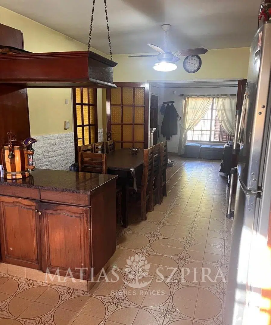 Casa Venta Castelar 5 ambientes 4