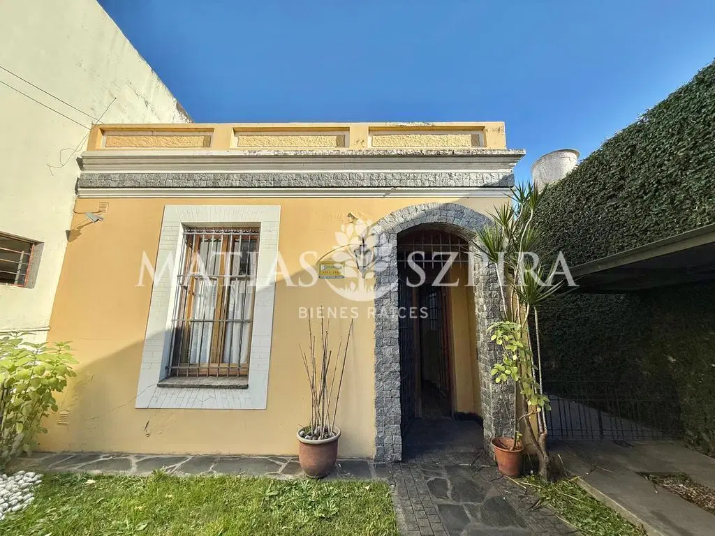 Casa en VENTA en Castelar Sur 4 Ambientes 3