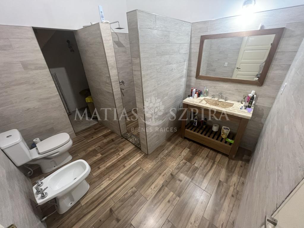 Foto de PH Tipo Casa en Venta 4 ambientes San Martin, imagen 1