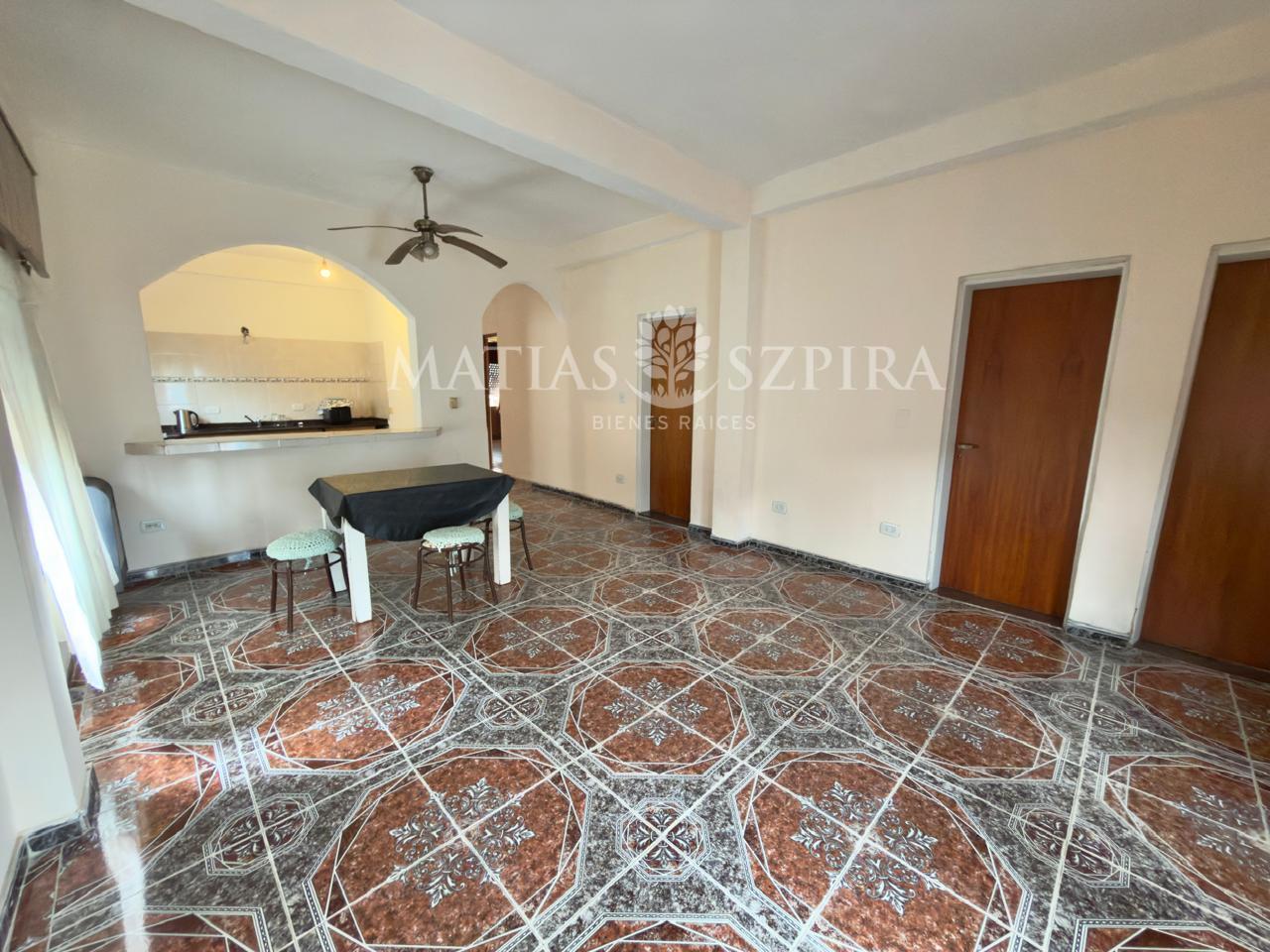 Foto de Casa en en venta 5 ambientes en Trujui Moreno, imagen 1