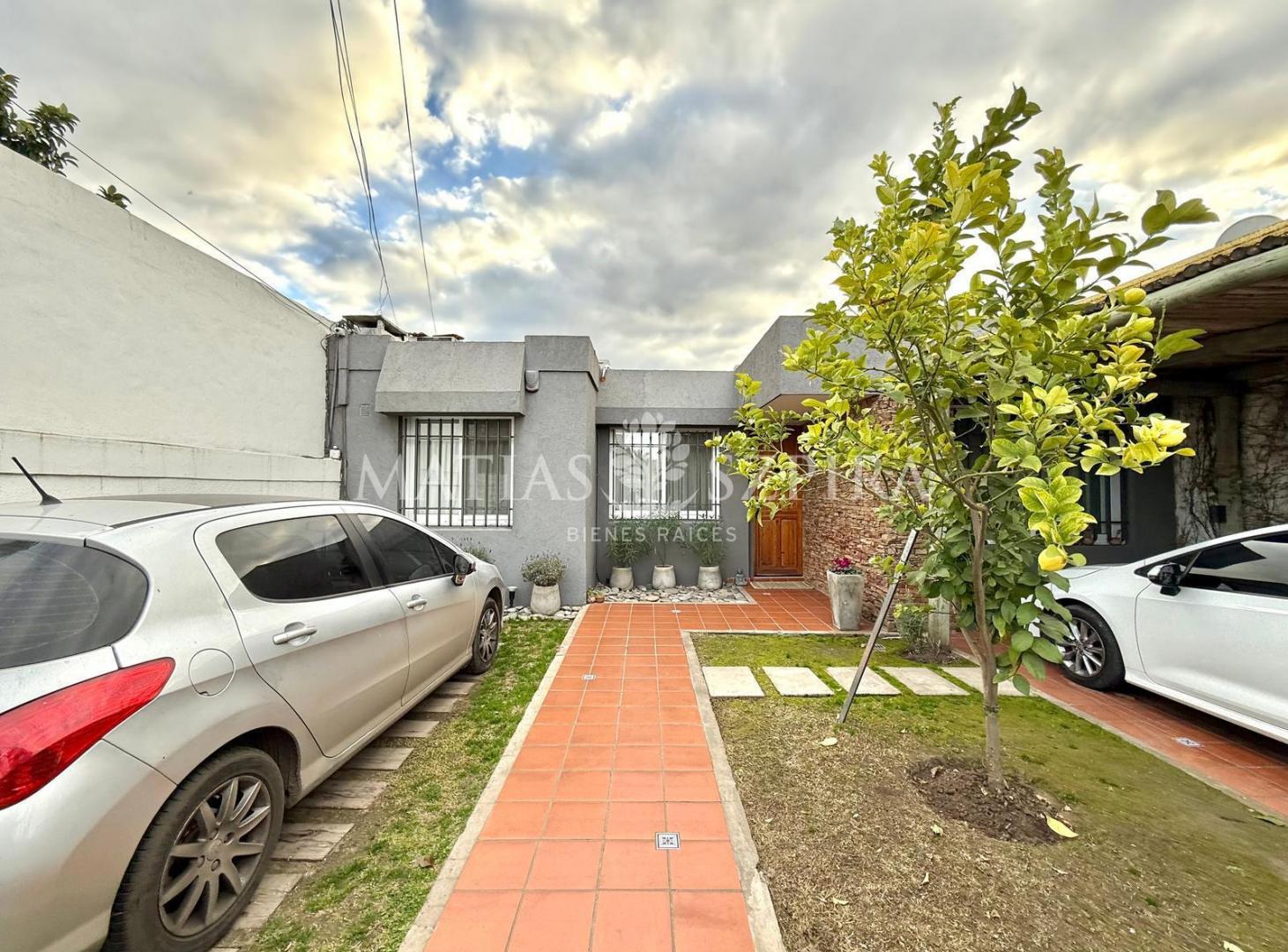 Foto de Casa de 4 ambientes en venta en Merlo, imagen 1
