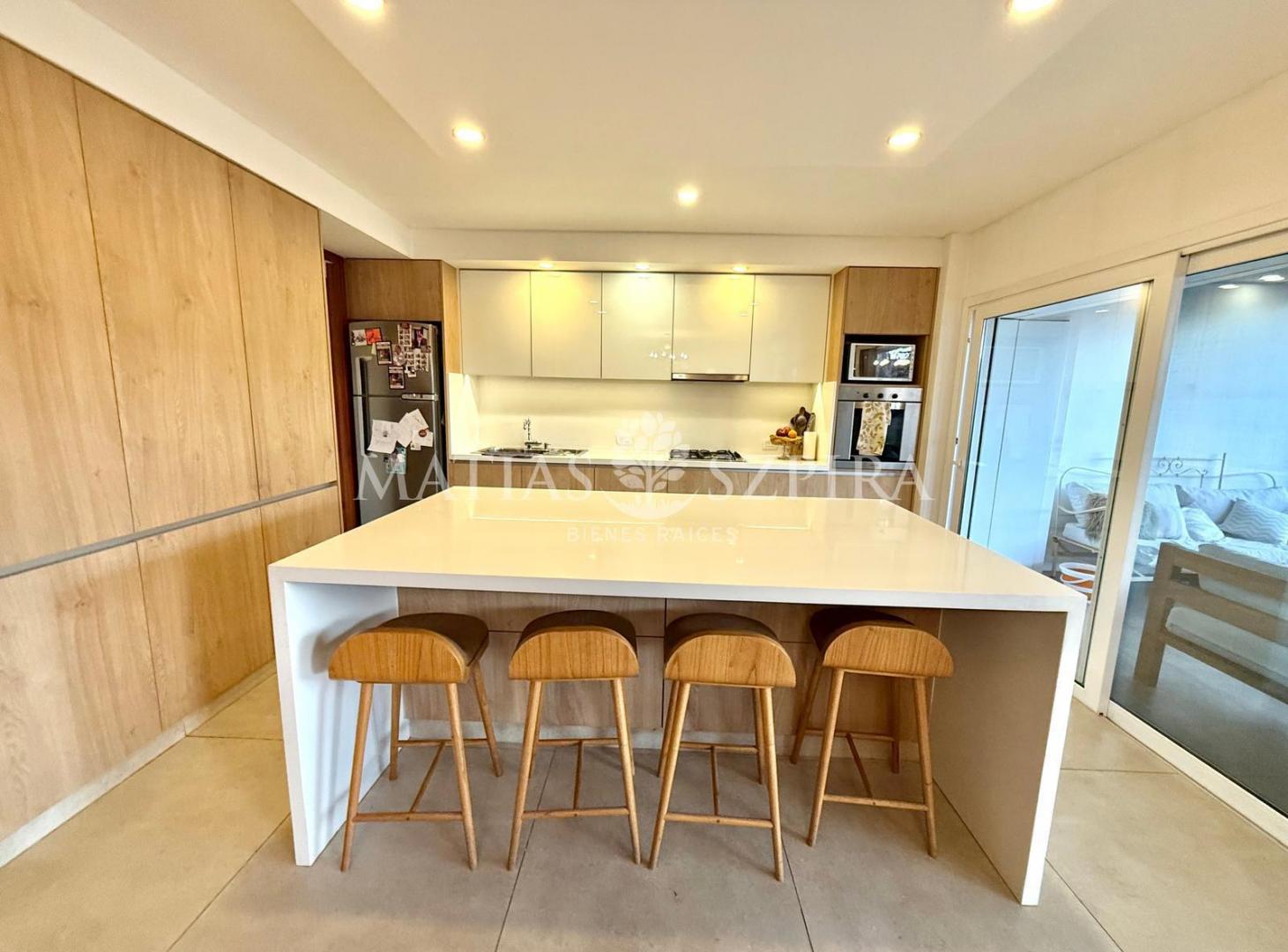 Foto de Casa de 4 ambientes en venta en Merlo, imagen 2