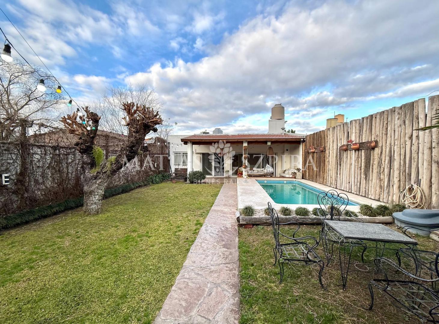 Foto de Casa de 4 ambientes en venta en Merlo, imagen 4