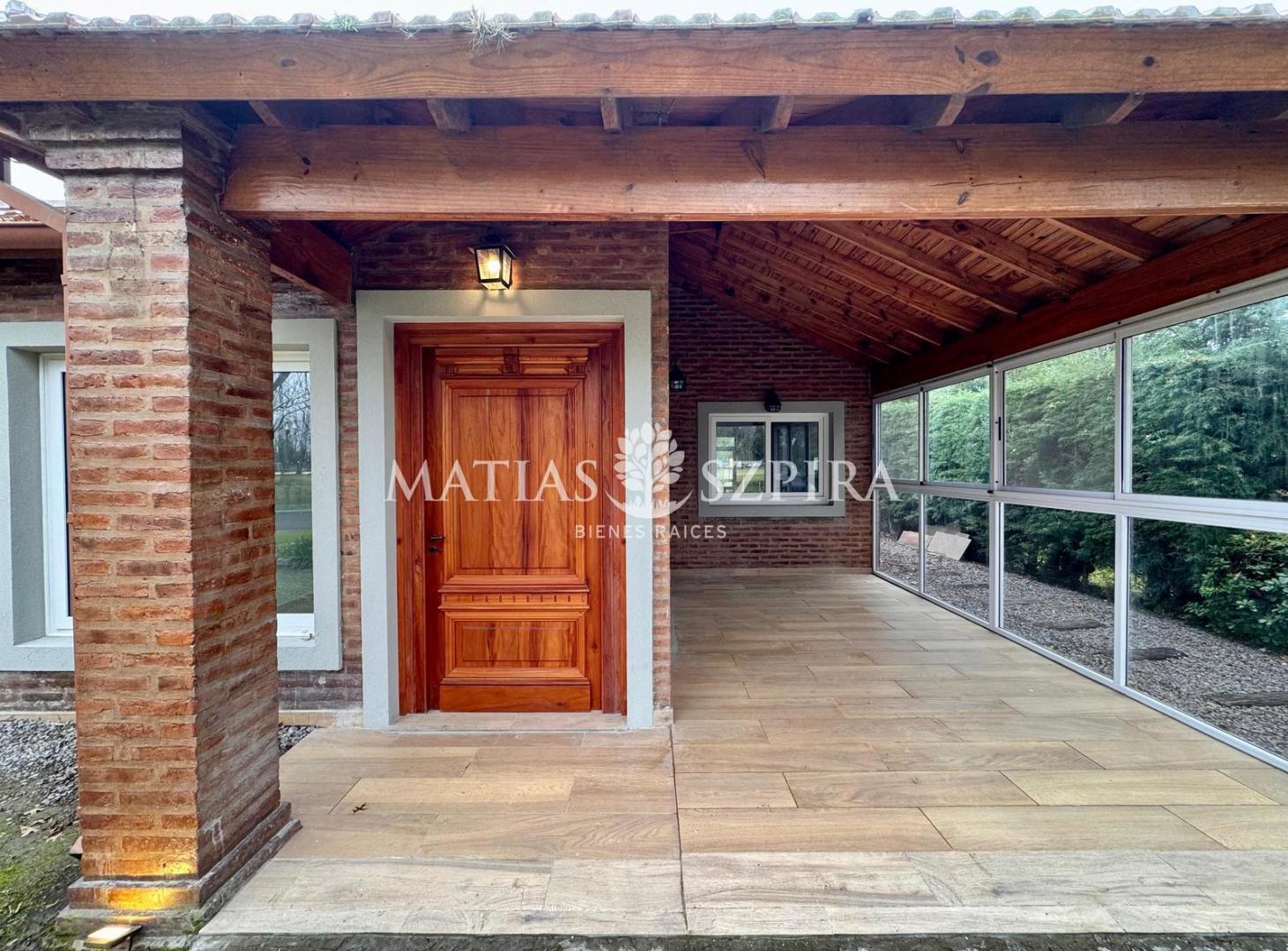 Foto de Casa en Venta 4 ambientes en Country Club Banco Provincia, imagen 1