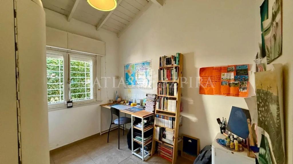 Foto de Venta Casa 4 ambientes Castelar Norte, imagen 1