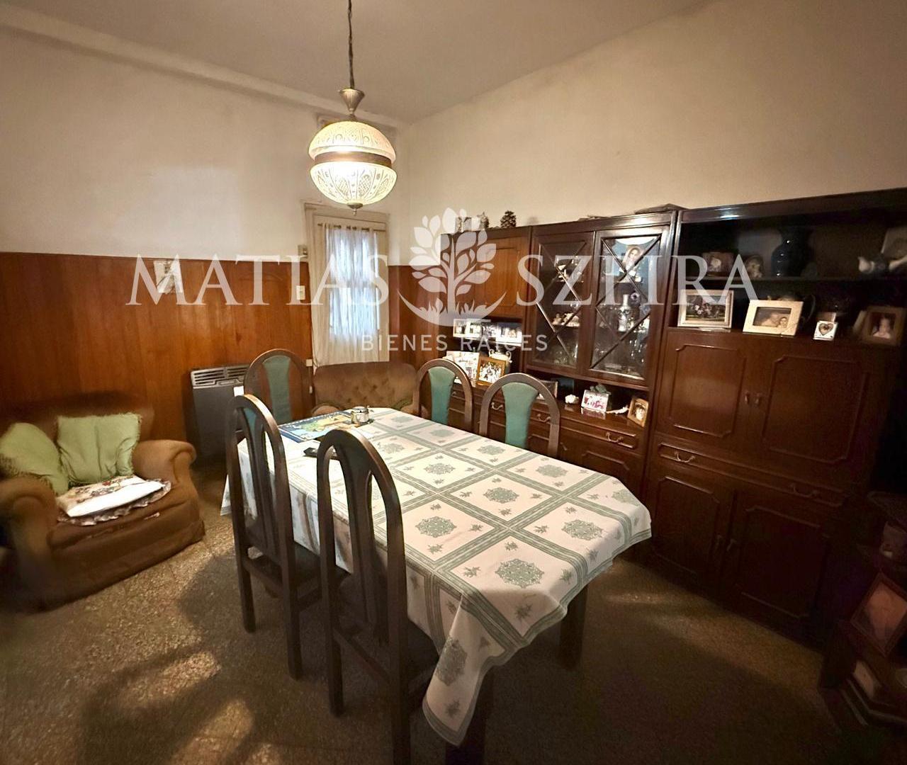 Foto de Casa en venta 6 ambientes en ciudadela con cochera, imagen 5