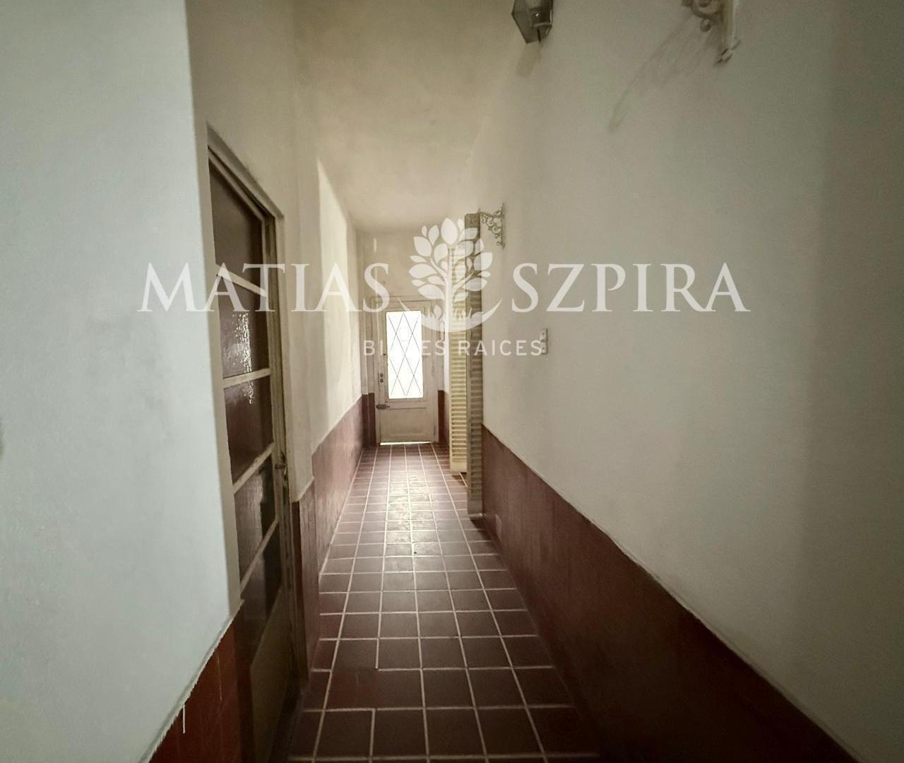 Foto de Casa en venta 6 ambientes en ciudadela con cochera, imagen 4