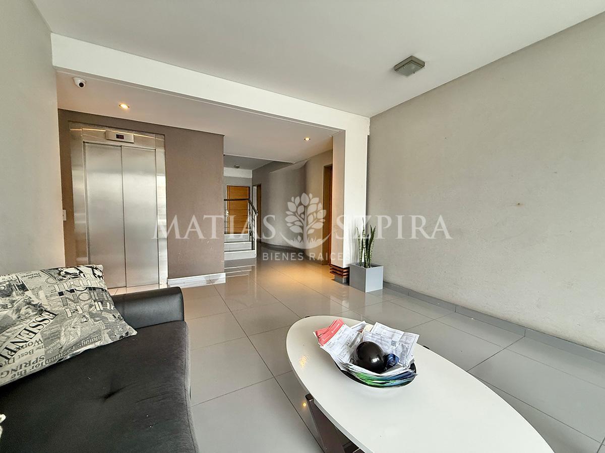 Foto de Excelente departamento 2 AMBIENTES con ochera cubierta, imagen 1