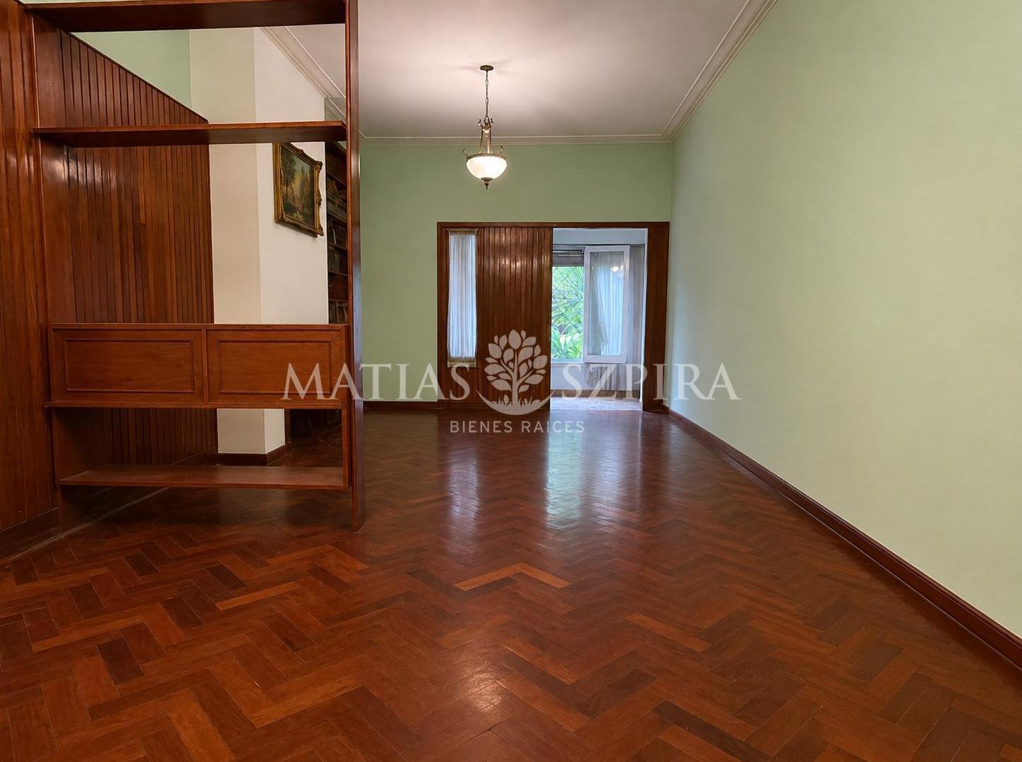 Foto de Casa en Venta 4 ambientes, en Hurlingham, imagen 1