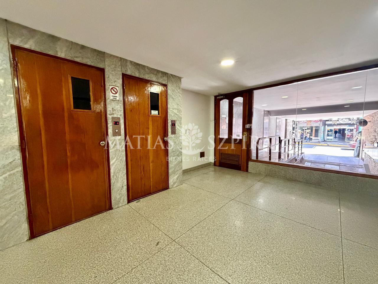 Foto de Departamento 2 ambientes, Apto Profesional , Apto Credito, Morón, imagen 2