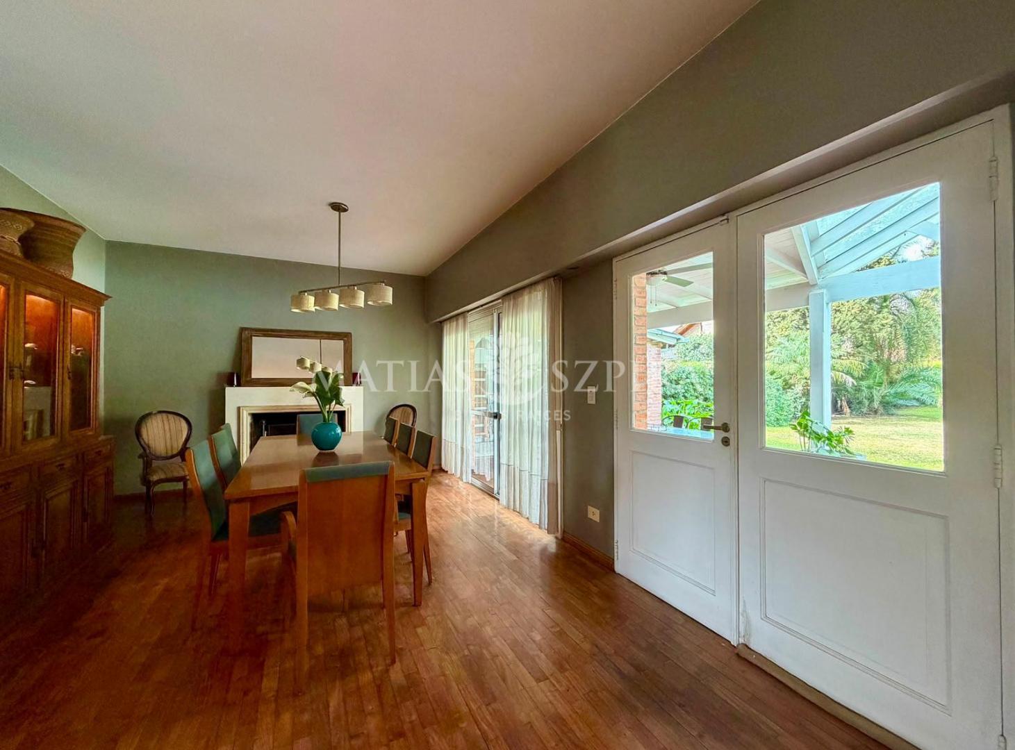 Foto de Casa en Barrio Parque Leloir, imagen 1