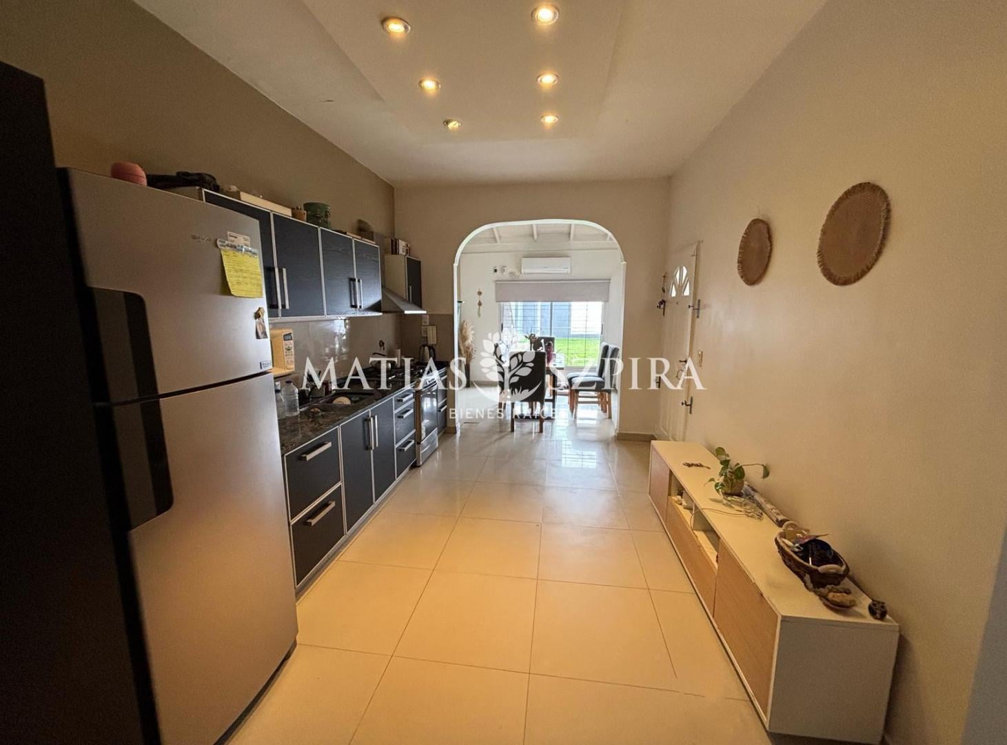 Foto de Casa de 5 ambientes con parque y pileta, imagen 5