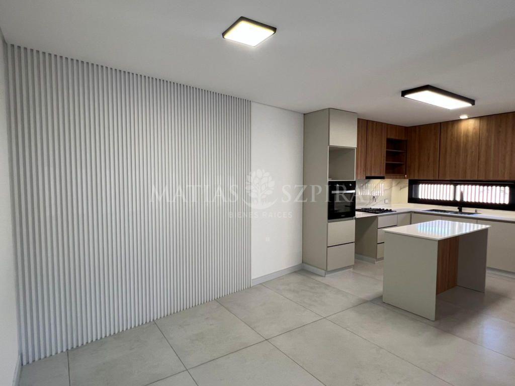 Foto de Casa 4 ambientes a estrenar Cochera patio parrilla San Antonio de Padua, imagen 5