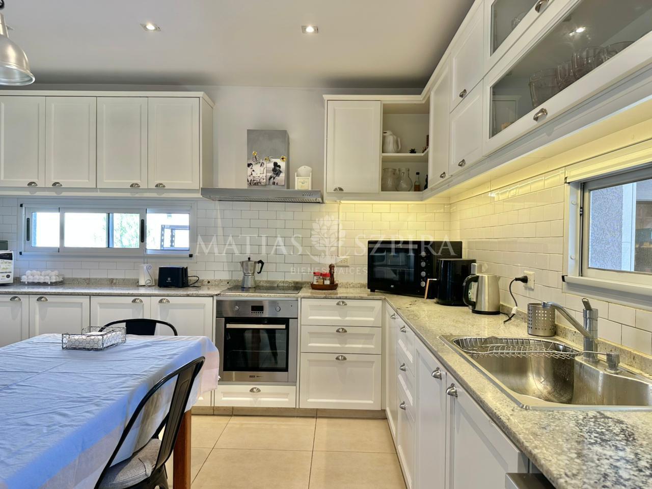 Foto de Casa de 5 ambientes en venta, Barrio cerrado Weston, imagen 5