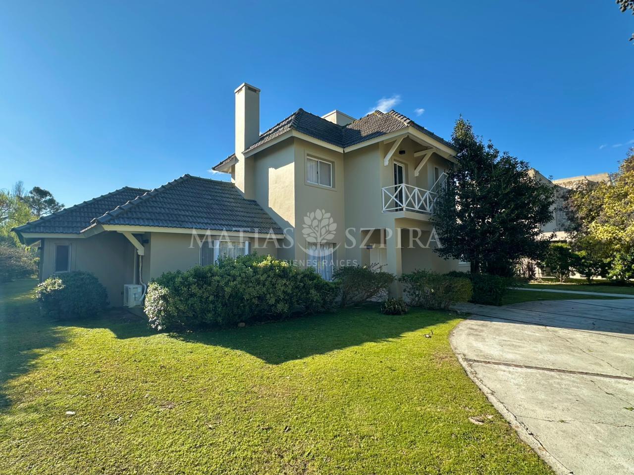 Foto de Casa de 6 ambientes en venta Los Puentes, imagen 1