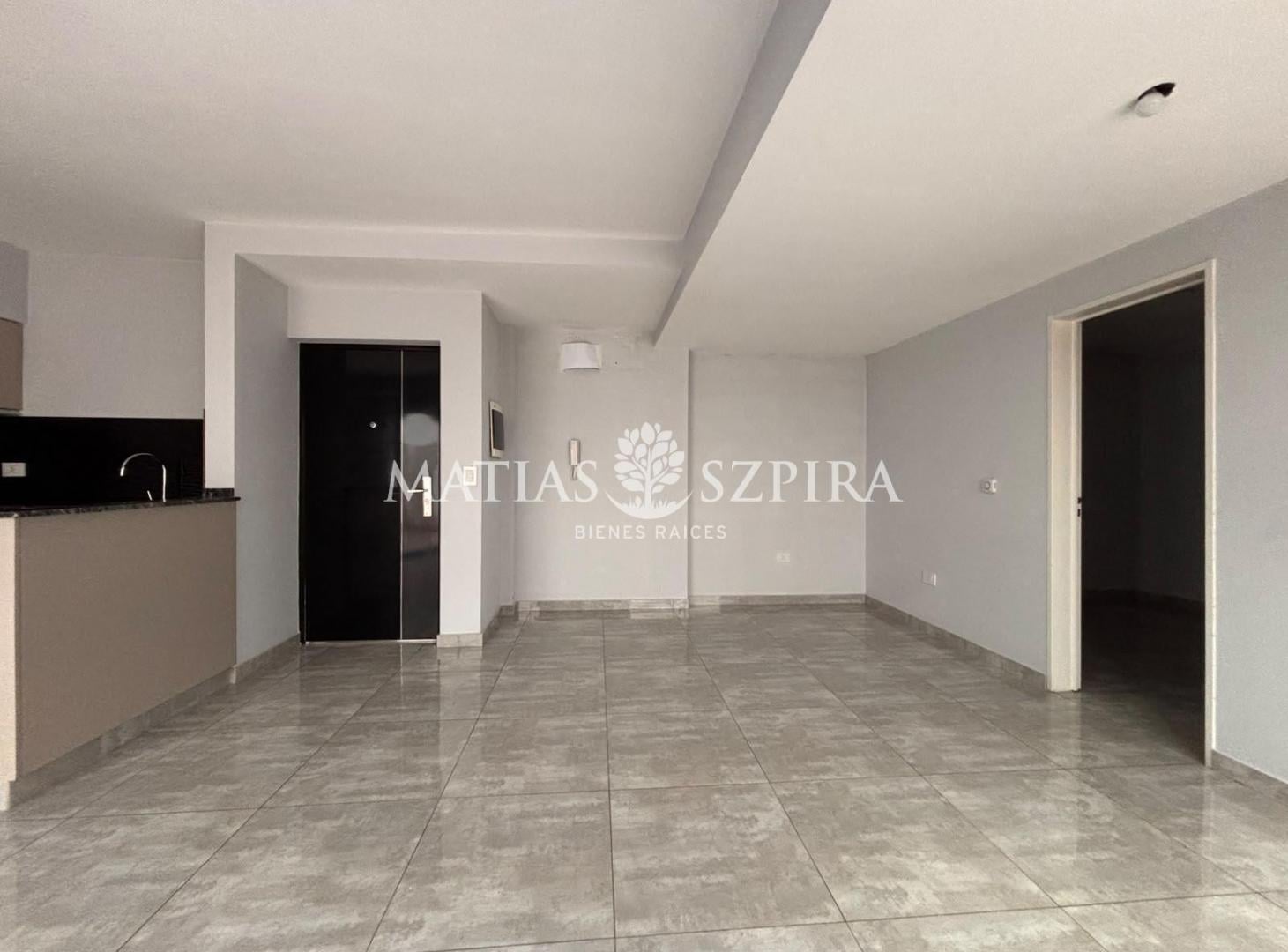 Foto de Departamento en alquiler en Moreno centro, imagen 2