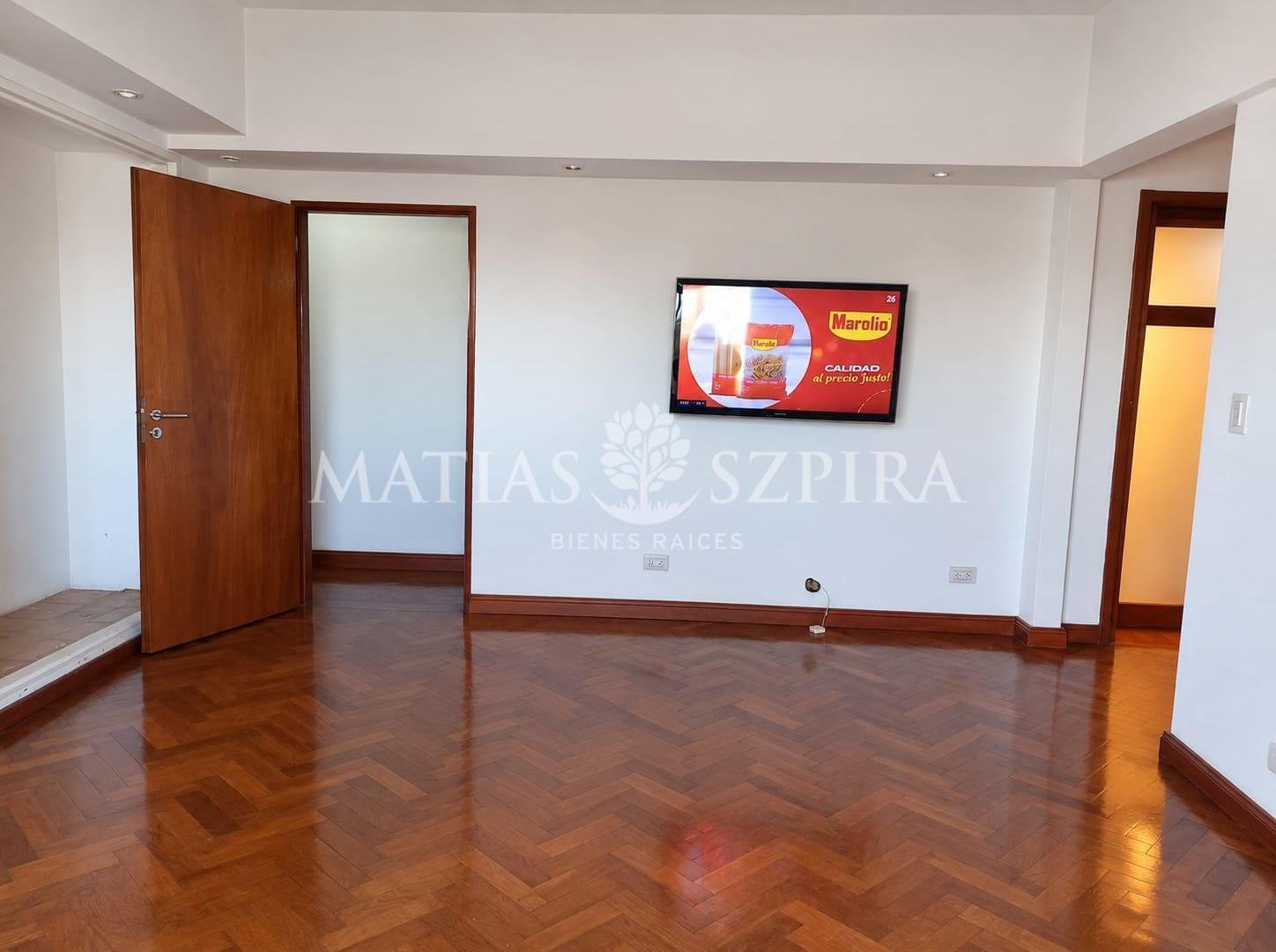 Foto de Departamento 4 AMBIENTES , CON COCHERA, imagen 3