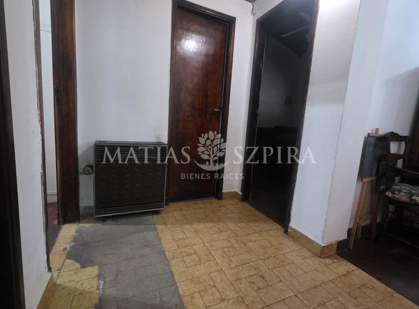 Foto de Casa en venta 4 ambientes Barrio Aeronáutico, imagen 1