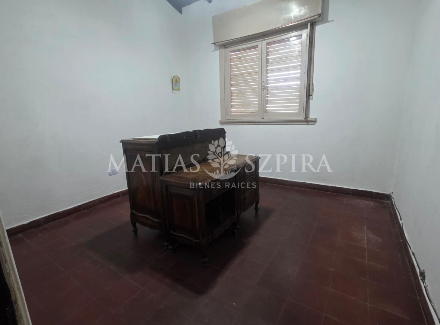 Foto de Casa en venta 4 ambientes Barrio Aeronáutico, imagen 3
