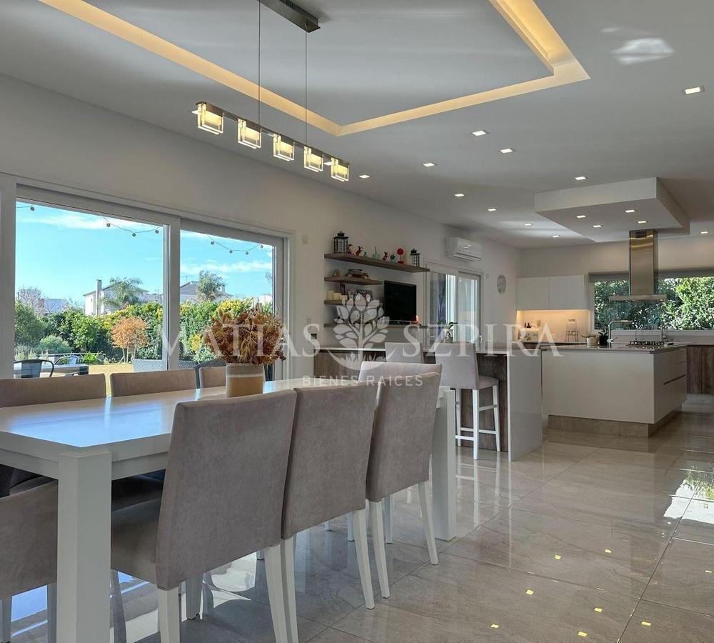 Foto de Casa en Venta en Country Terravista, General Rodriguez, imagen 1
