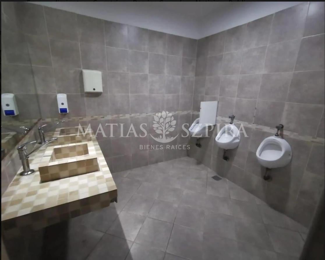 Foto de EXCELENTE LOCAL COMERCIAL EN MUY BUENA UBICACION EN ITUZAINGO NORTE, imagen 3