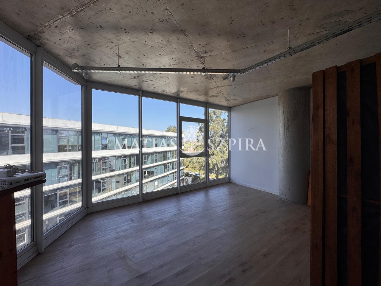 Foto de Oficina en Alquiler en Polo Empresarial K41, imagen 1