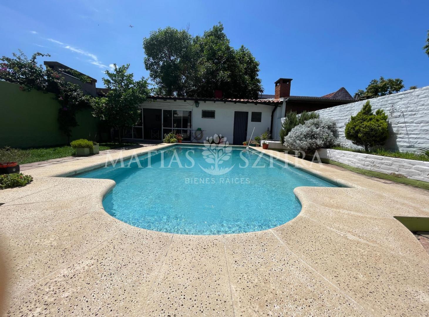 Foto de Casa 5 amb con piscina ecxelente estado, imagen 2